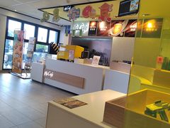 -麦当劳(南汇车市店)