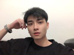 -八佰伴8008星级形象店