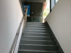 -上海交通大学医学院附属仁济医院东院·停车场