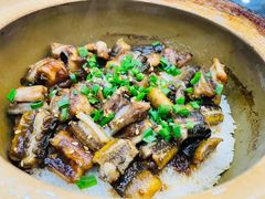 原件腊肉腊肠煲仔饭-红星光发煲仔饭(文海店)