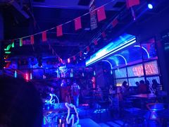 -UP嘻哈酒吧(粉巢店)