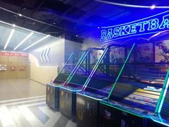 -世代星球·保龄球·镭战真人CS·团建(杨浦店)
