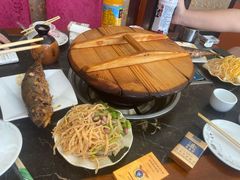 -日新铁锅焖面(坝上店)