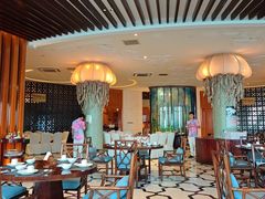 -蜈支洲岛珊瑚酒店临海阁中餐厅