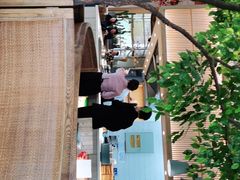 -蜜桃餐厅·伴山(湖滨商业街店)