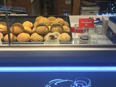 面包甜点陈列柜-西树泡芙(正佳店)