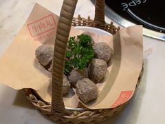 -左庭右院鲜牛肉火锅(浦江欢乐颂店)