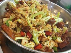 -雪乡阁东北农家菜(颛桥约好休闲街店)