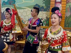 -亮欢寨酸汤鱼(沙冲路店)