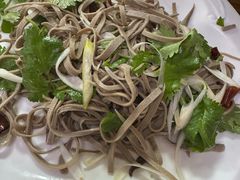 -溢心园香河肉饼总店