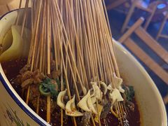 -拈签一笑黄牛肉辣卤串串