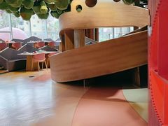 -水桶王国主题餐厅·聚会·生日派对·亲子活动·家庭套餐(亚龙湾希尔顿店)