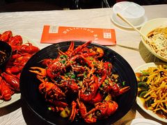 -巴厘龙虾·榜首油焖大虾(洞庭·艺术洋房店)