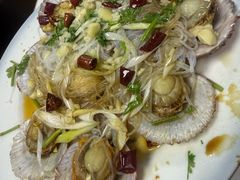 油泼扇贝-来之顺海鲜菜馆·青岛菜·始于1993(栈桥店)