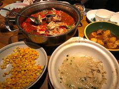 -洞庭土菜小炒馆(易发广场店)