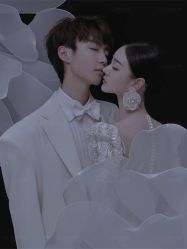 点击看大图 -角色婚纱摄影(中心店)