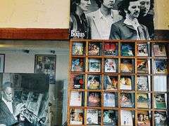 -麦田书店(国防路店)