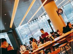 -星巴克臻选(上海合生汇1F店)