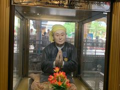 -ခြောက်ထပ်ကြီးရွှေသာလျောင်းဘုရားကြီး