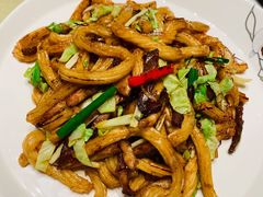 -广州天河希尔顿酒店