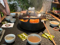 -三出山火锅(南京万象天地店)