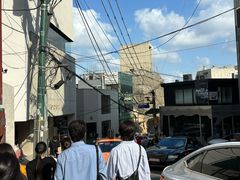 -BHC炸鸡(明洞总店)