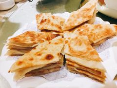 -阿三鱼头泡饼·家常菜