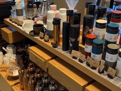 -星巴克臻选(上海合生汇1F店)