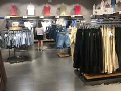 -鹿岛生活(熙地港店)