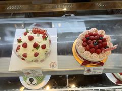 -花花卷卷·鲜食蛋糕(静安久光百货店)