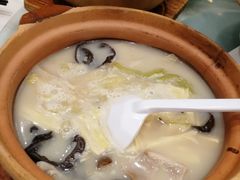 胡椒猪肚煲鸡-稻香酒家·33年老字号·港式粤菜(富邦中心店)