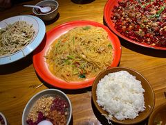 -先启半步颠·川菜小炒