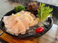 六秒螺片-湊湊火锅·茶憩(东城万达店)