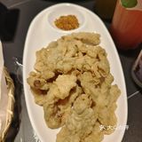 香浓芝士与牛蛙碰撞出的双倍快乐，芝士裹着蛙肉