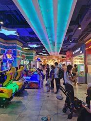 -LuckyStar幸运星家庭娱乐中心(东莞国贸店)