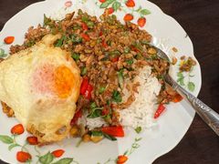 噶抛猪肉盖饭-婉泰·特色小吃·舂鸡脚(告庄二店)