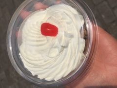 -红宝石·鲜奶小方·海派西点房(金杨店)