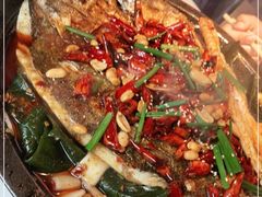 -鸣记脆皮烤鱼·海鲜烤鱼(三八广场店)