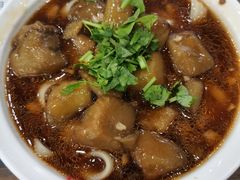 肉丁茄子面-晋一碗刀削面·特色家常菜(云岗店)