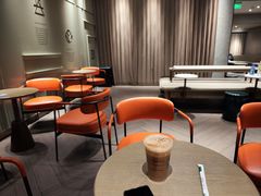 -星巴克臻选(上海今潮8弄店)