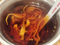 -华记煲仔华·煲仔饭(市桥易发店)