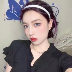 -苏豪路易士·嘉玛发廊