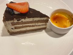 -OPUS+聚全日餐厅(广州增城碧桂园希尔顿逸林酒店)