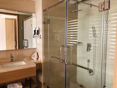 -兴芮温泉度假区