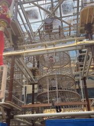 -PIPIKINGDOM皮皮王国欢乐号(欢乐海岸购物中心店)