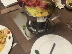 -飨食汇全日制餐厅·昆山皇冠假日酒店(九方店)