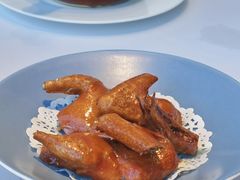 润烧脆皮乳鸽-粤界(望京金辉店)