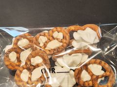 -OUR Bakery(中海环宇荟店)