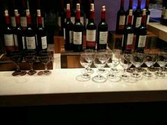 -亚马逊环球美食百汇(新城吾悦广场店)