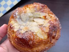 焦糖杏仁安曼卷-屋裡·Union Bakery(龙江路店)
